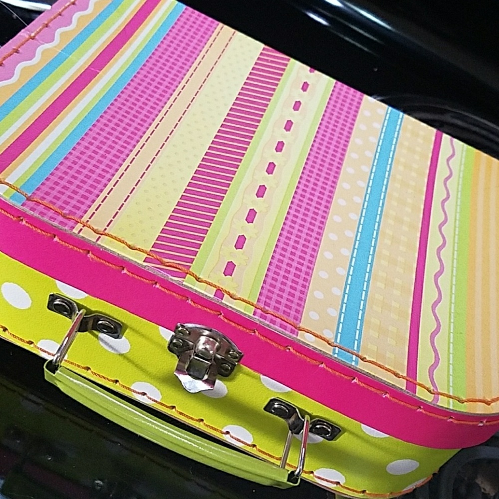 Cutsie child's case